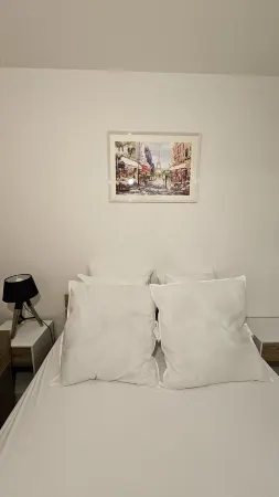 Very beautiful 2-room apartment, fully renovated