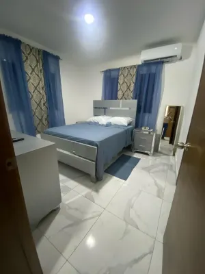 Charming 1-bedroom apartment in delightful La Vega with AC, WiFi Hotel a La Vega