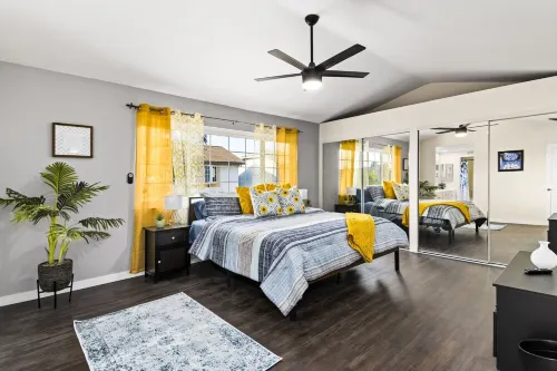 Near Disneyland: Splash-tastic Family Vacation! Hotels in Fullerton