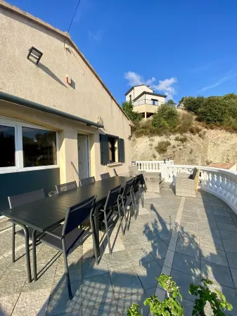 PROMO Magnificent villa with swimming pool in Balagne 150m2 Отели в г. Пьетральба