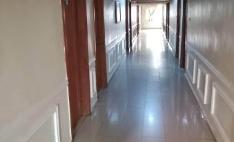 Kenbrill Hyatt Hotel