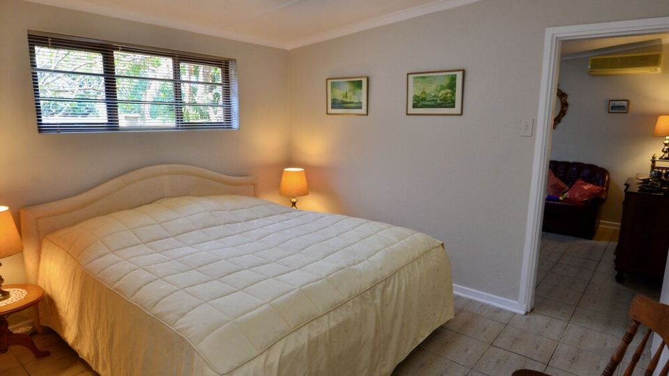 Apartment Hibiscus with Garden View