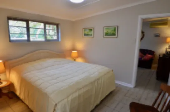 Apartment Hibiscus with Garden View