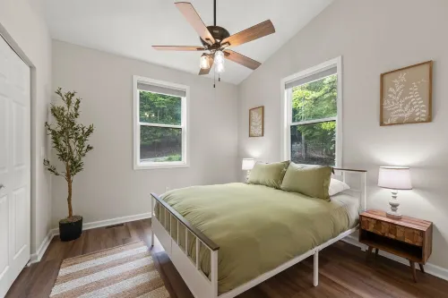 New build - Kids area - Hot tub - Firepit - 4BR 2BA