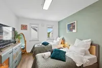 Welcome to our stylish new construction vacation home in Dasing!