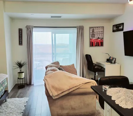 Cozy Condo-Apartment/Suite in Brampton