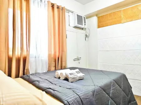 Belthena Suite Las Pinas Отели рядом с достопримечательностью «University of Perpetual Help System DALTA, Las Piñas Campus»