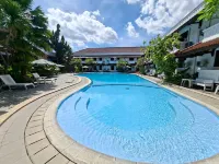 Bahari Inn Tegal - Pool