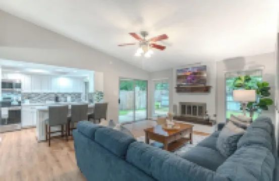 1 story, family friendly 3bdr in The Woodlands! !