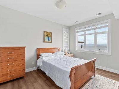 Modern Oceanview 2BR Suite w/ Patio & Private Entry | Nanaimo Retreat