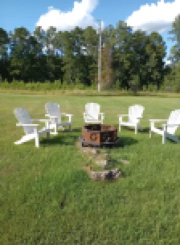 Cozy private cabin on 10 acres with 300+ feet of water front. Pet friendly.