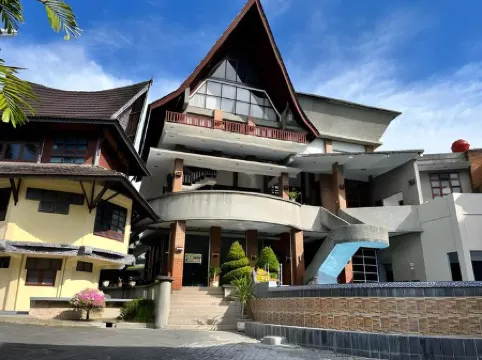 Sapadia Hotel Parapat