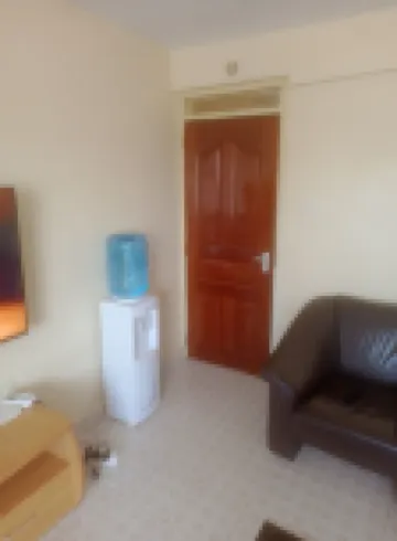 Welcome to Cozy 1-bedroom retreat with WiFi in the heart of charming Meru