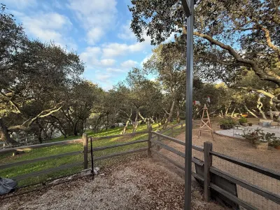 Cozy RV with WiFi, AC and view in charming Nipomo Hotels near Nipomo Swap Meet & Fleamarket