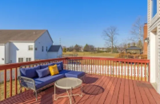 Spacious 4-bedroom house in awesome Pickerington with fitness room, WiFi Hotels in Violet Township