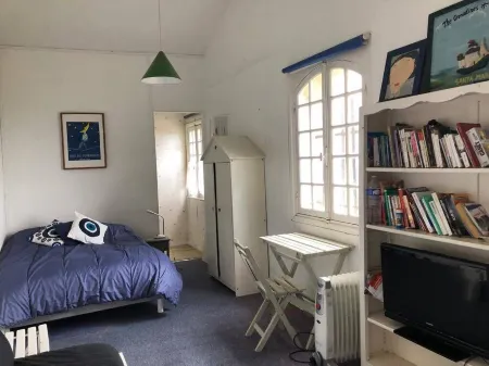 Maison à 50m de la Plage Отели в г. Бенервиль-Сюр-Мер