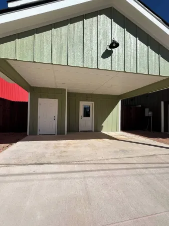 Holiday on the Concho Green 3Br2.5Ba