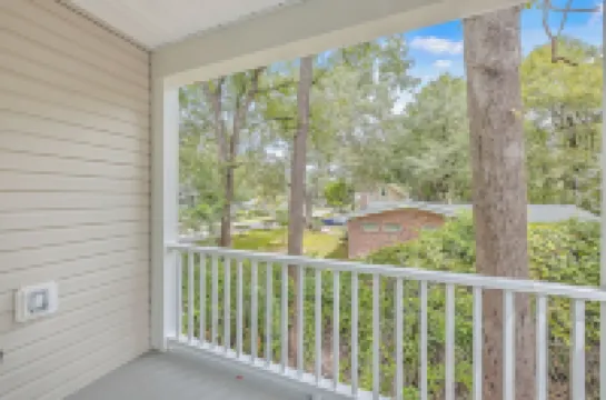 Charming New Build 3 Bedroom in Hanahan! Close to everything!