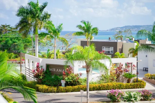 1 Bedroom in Montego Bay with Pool- Escape to Exhala Hotels in Reading