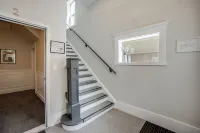 Stirling All Suites Hotel