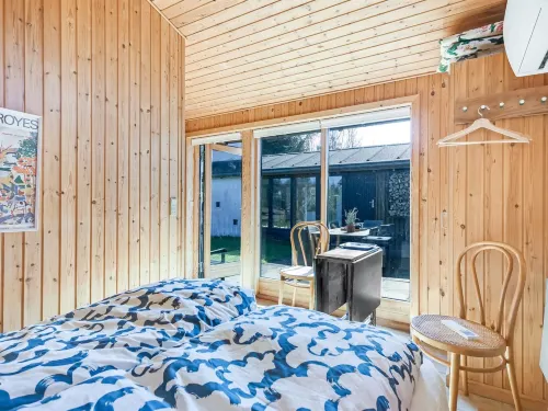 "Amarie" - 1km from the Sea