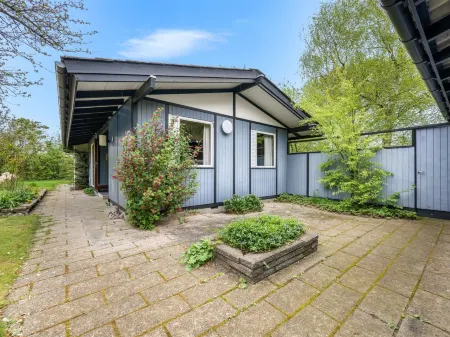 "Aatos" - 150m from the sea Отели в г. Gilleleje