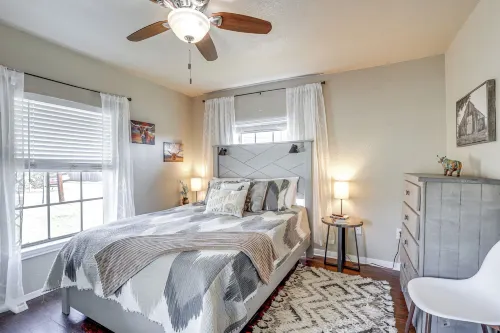 5 Mi to Belton Lake: Home w/ Large Yard! - Wifi
