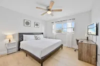 Private Pier and Stunning River Views - Serene Waterfront Getaway