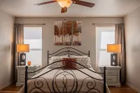 Snowbirds & Families - Large Covered Patio - Pet Friendly - Cabletv - Sleeps 6