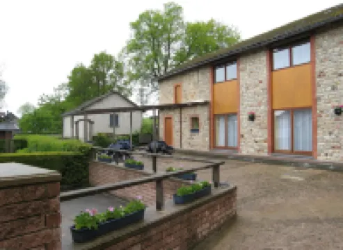 Renovated Farmhouse Quiet Location with Garden, Terrace, Ideal for Walks & Cycling