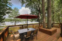 Lakefront w/ PrivateDock Fishing Beach 2Kayaks Firepit Fireplace Foosball