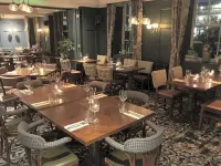 OYO The Greyhound Inn Hotels in Gerrards Cross