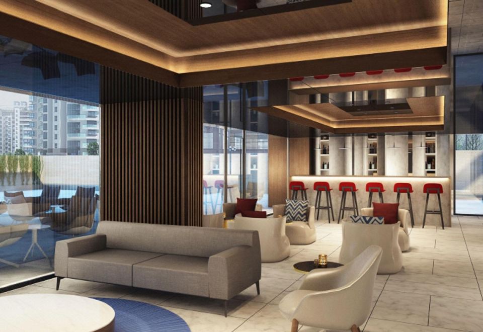 Holiday Inn Krakow City Centre Over view