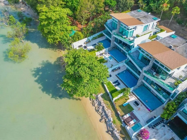 รูปภาพของที่พักพูลวิลล่า 3 ห้องนอน ริมหาด พร้อมสระว่ายน้ำแบบไร้ขอบ วี38