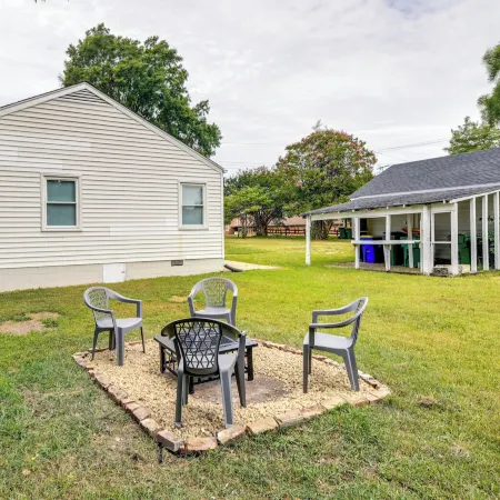 Hopewell Vacation Rental ~ 3 Mi to James River