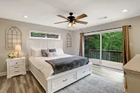 Ridge View - Hot Tub-Fireplace-Fire Pit