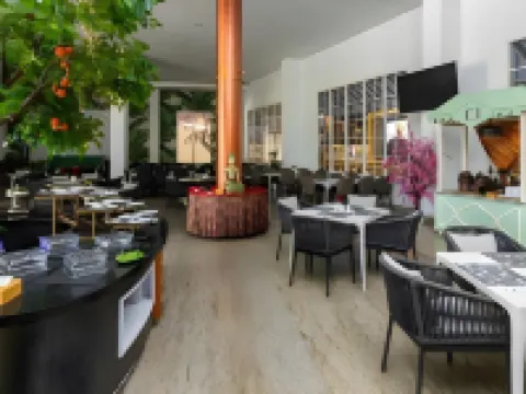 Senyum World Hotel Hotels in Batu