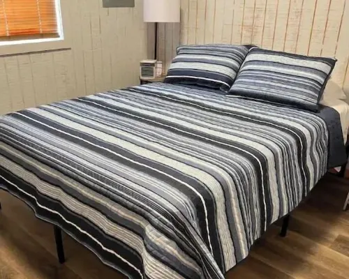 Cozy Tiny Home Cabin Near Lake Greeson & Kirby Landing – Pet-Friendly! Hotels in Pike County
