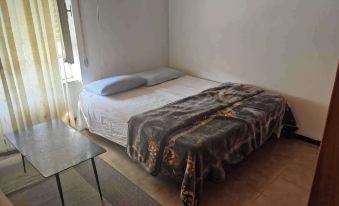 3 bed - Sleeps 6 - Mountain View - Parking - Pets