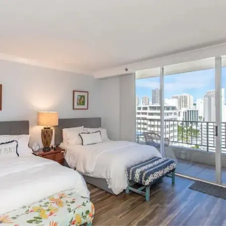 Spacious 2bd/2br with ocean and panoramic views!