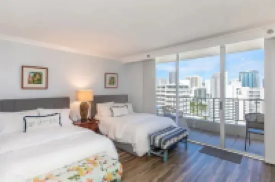 Spacious 2bd/2br with ocean and panoramic views!