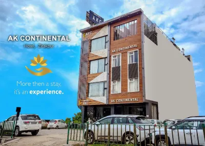 Hotel Akc Park 3附近的飯店