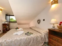 Villa near Lake Bolsena with Pool