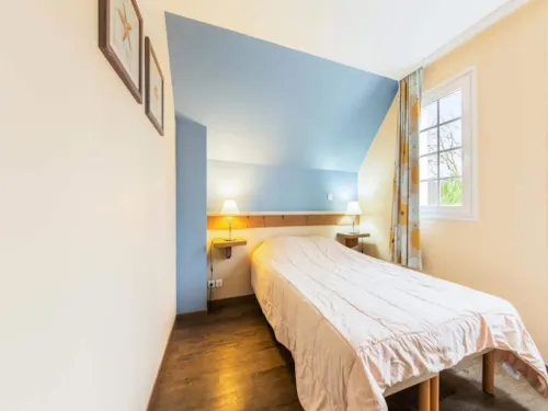 4 Room House 8 People Selection