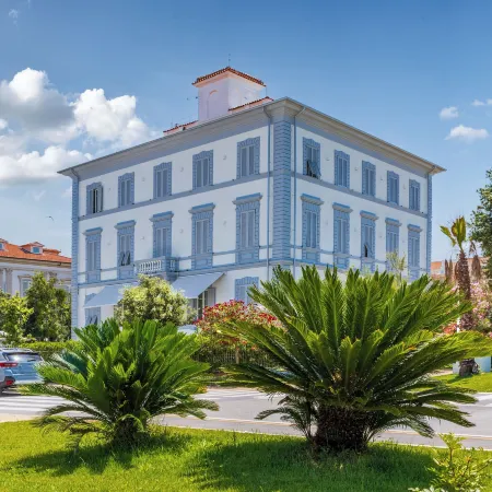 Hotel Tirreno Отели в г. Масса