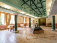 Villa in Grimaud near Tennis Court & Pool