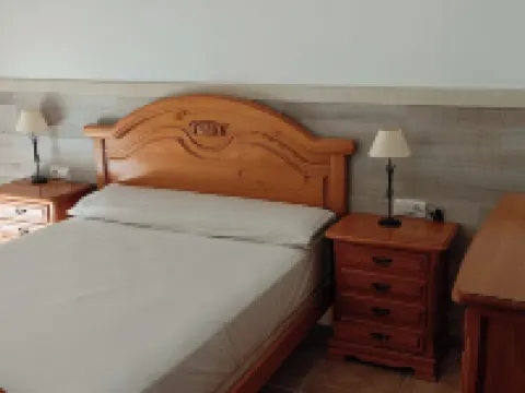 VILLA IN VERY QUIET URBANIZATION TO 15 MIN OF VALENCIA CAPITAL Hotels in Ribera Alta