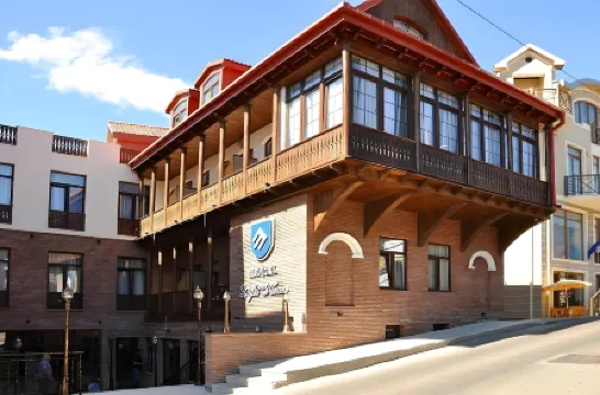 Light House Old City Отели рядом с достопримечательностью «Дом Юстиции»