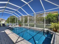 6 Bed, 2 Suites, Pool, Spa, Games Room #800 6 Bedroom Villa Hotels in Davenport