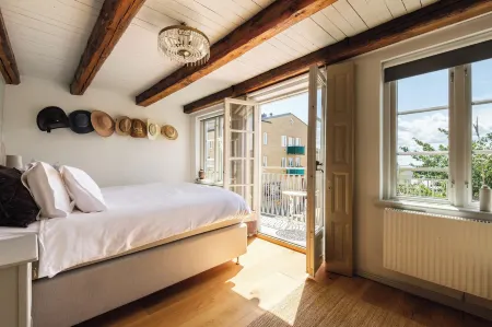 Köpmans Boutique Hotel & Bistro Отели в г. Геганес